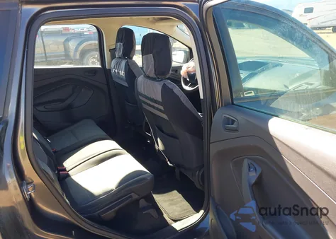 2018 Ford Escape S z USA, uszkodzony, nr VIN 1FMCU0F70JUC78795